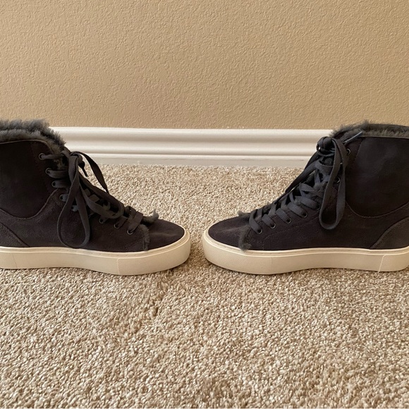 UGG Gray Lace-up Booties (Women's Size 6.5) - Picture 6 of 7